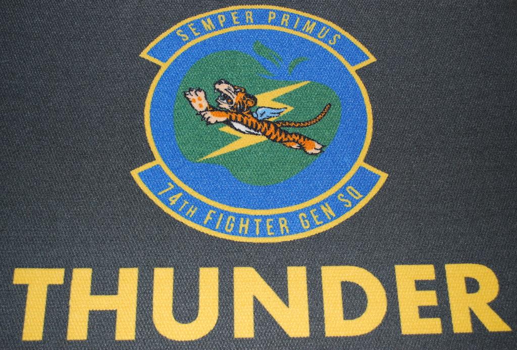 Us Company - Patches, Coins, Keyflags, Plaques, Rugs and other